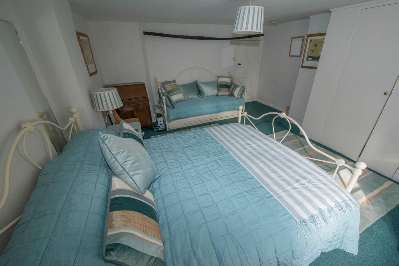 Buttercup Cottage هولت المظهر الخارجي الصورة